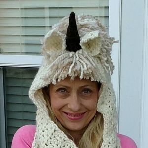 Meet your Posher, Pamela